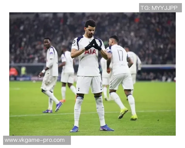 英超惊天冷门热刺逆袭曼城五球大胜引发红牌争议